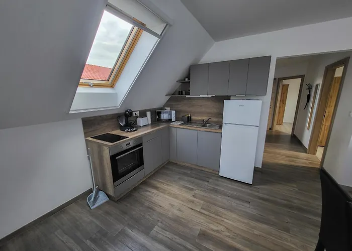 Galamb Vendeghaz פוניארצוושהג'